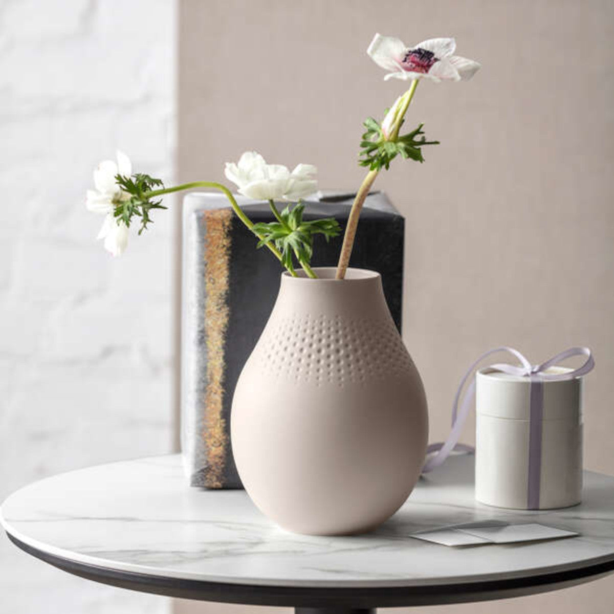 Villeroy & Boch Manufacture Collier beige Vase Perle hoch 16 cm Lifestyle 2