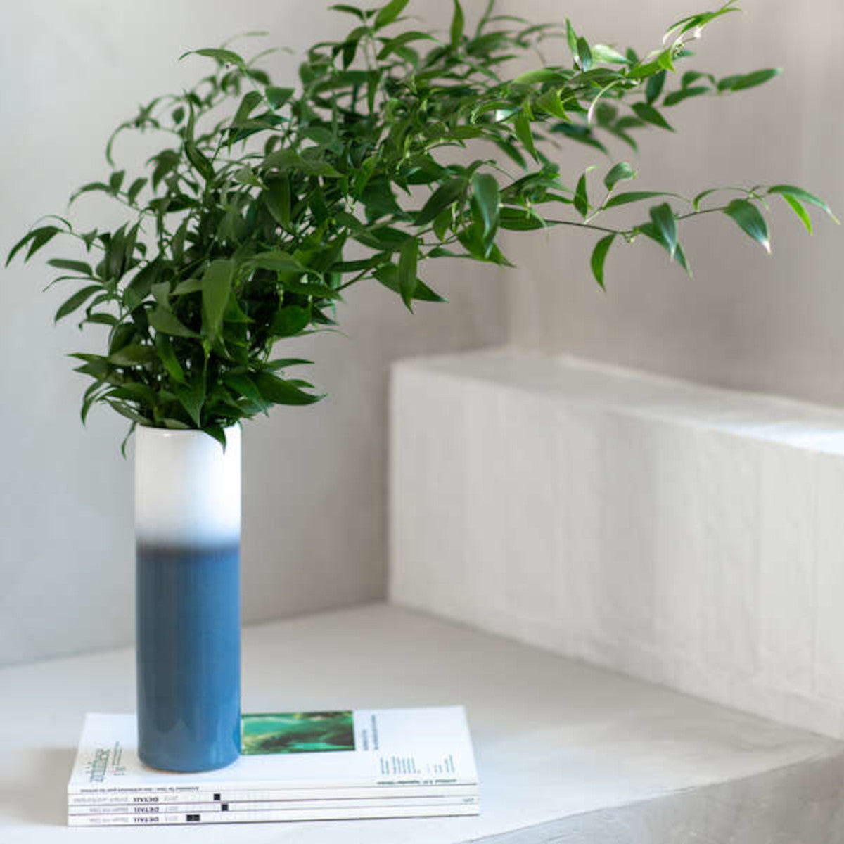 Villeroy & Boch Lave Home Vase Cylinder bleu gross 25 cm Lifestyle 1