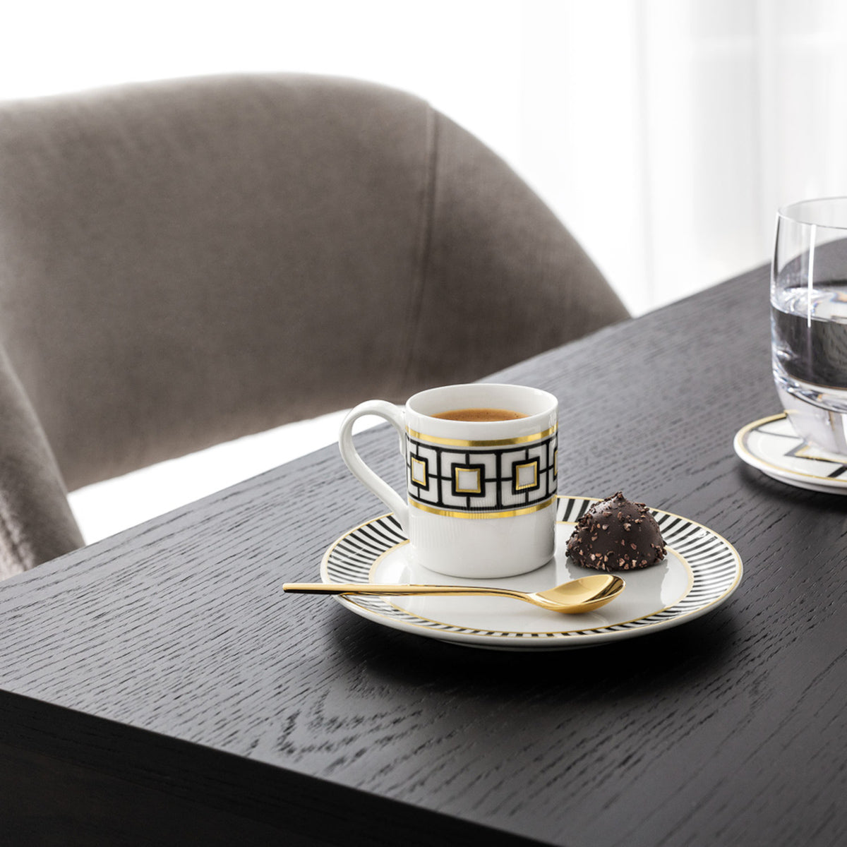 Villeroy & Boch Signature Metrochic Mokka-/Espressountere 14,5 cm Lifestyle 1