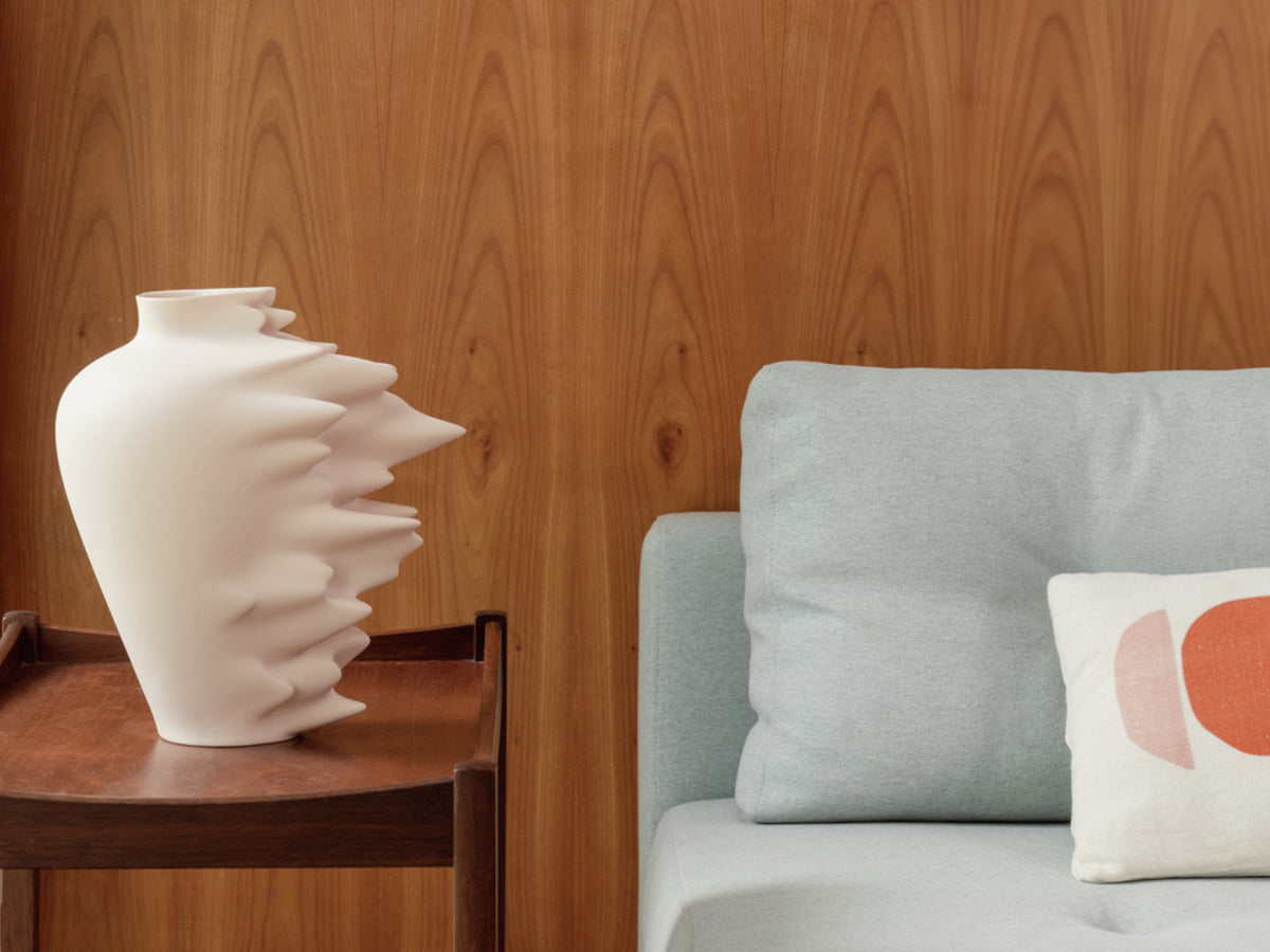 Rosenthal Fast Vase Cameo 30cm Lifestyle 1
