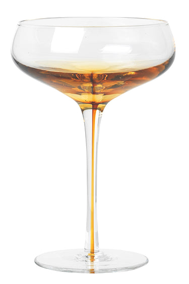 Broste Copenhagen Amber Cocktailglas caramel 16,3cm Freisteller