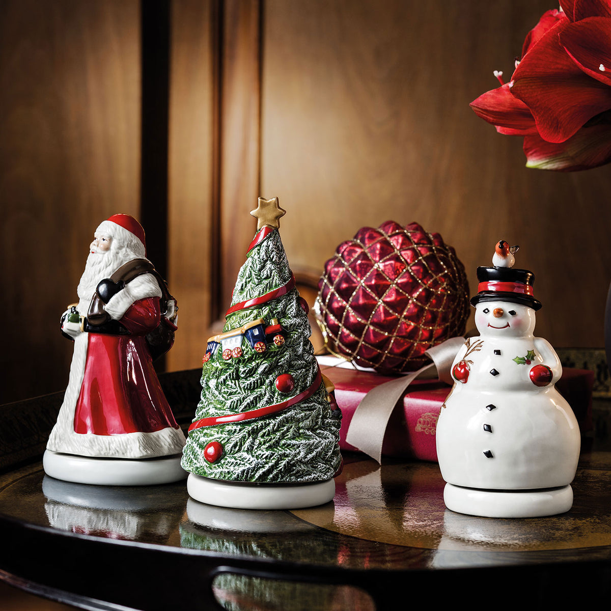 Villeroy & Boch Nostalgic Melody Schneemann drehend Lifestyle 2