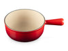 Le Creuset Caquelon Tradition kirschrot 20cm Freisteller 3