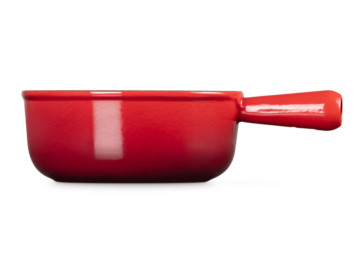 Le Creuset Caquelon Tradition kirschrot 20cm Freisteller 6