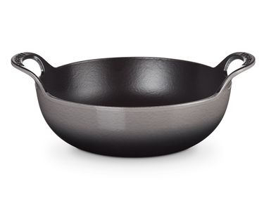 Le Creuset Balti Dish Tradition rund flint 24cm Freisteller 1