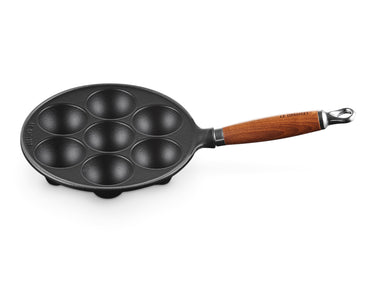 Le Creuset Pförtchenpfanne Tradition schwarz matt 20cm Freisteller 1