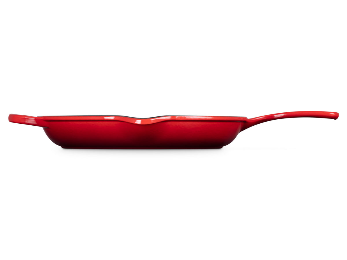 Le Creuset Brat- und Servierpfanne Signature rund kirschrot 30cm Freisteller 3