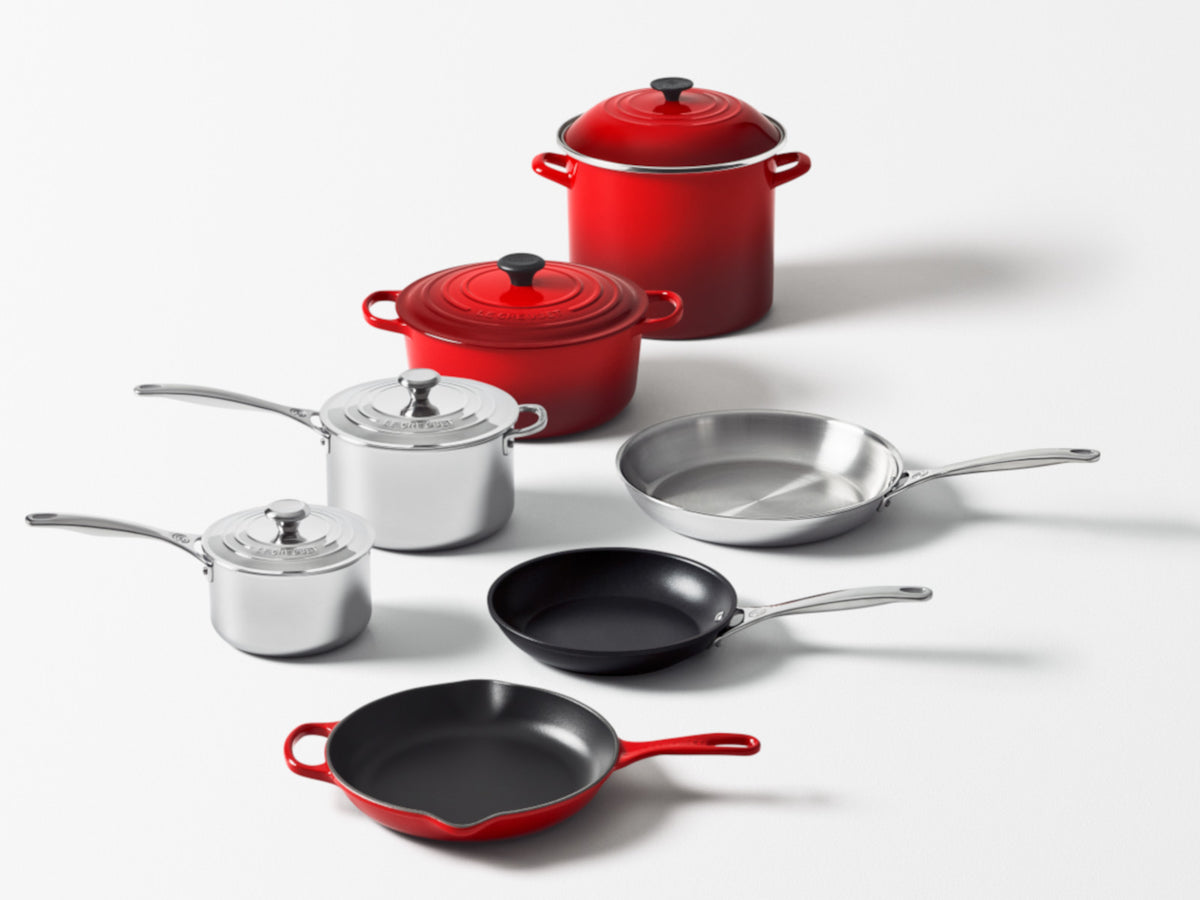 Le Creuset Brat- und Servierpfanne Signature rund sea salt 30cm Lifestyle 1