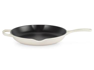 Le Creuset Brat- und Servierpfanne Signature rund meringue 30cm Freisteller 1