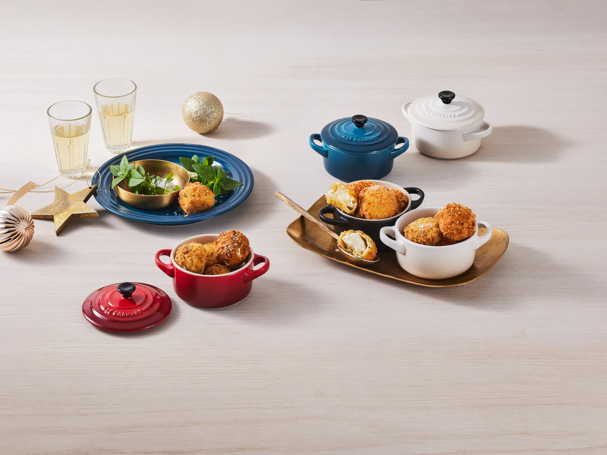 Le Creuset Mini-Cocotte rund meringue 14cm Lifestyle 4