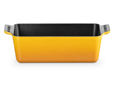 Le Creuset Backform Signature rechteckig nectar 23cm Freisteller 1