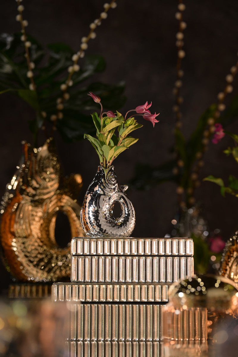 Giftcompany Monsieur Carafon Vase / Karaffe Fisch L silber 2,7l Lifestyle 3