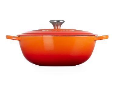 Le Creuset Bräter La Marmite Signature rund ofenrot 28cm Freisteller 1