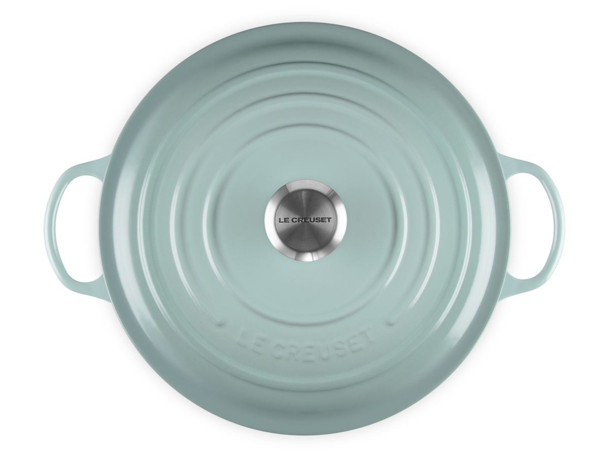 Le Creuset Bräter La Marmite Signature rund sea salt 28cm Freisteller 3