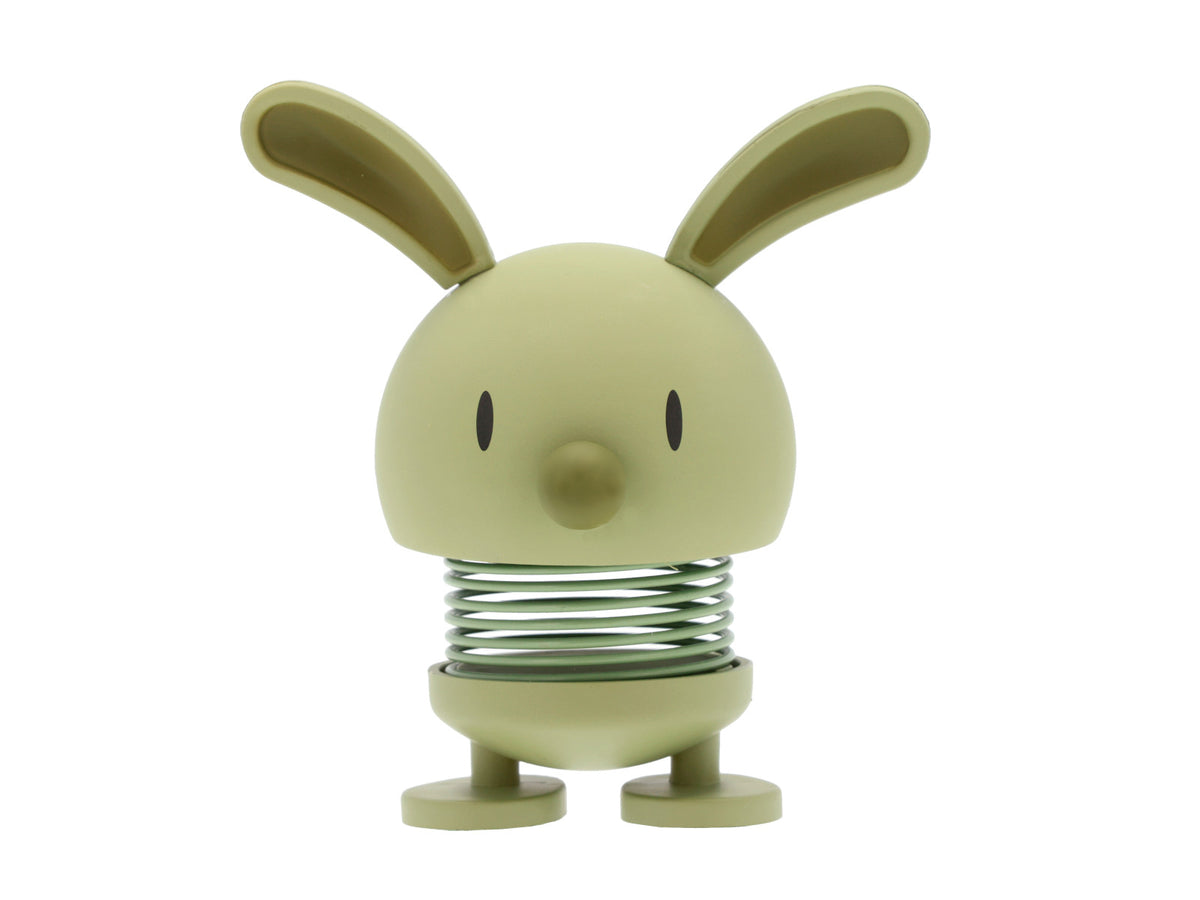 Hoptimist Soft Bunny S Olive 6,8cm Freisteller 1