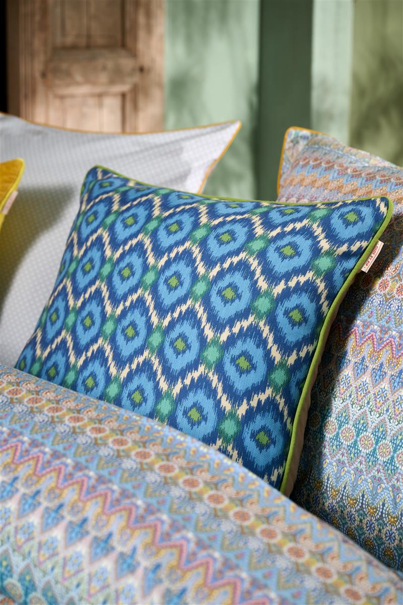 PIP STUDIO Zazu Kissen blau 53x53cm (1 Stück) Lifestyle 4