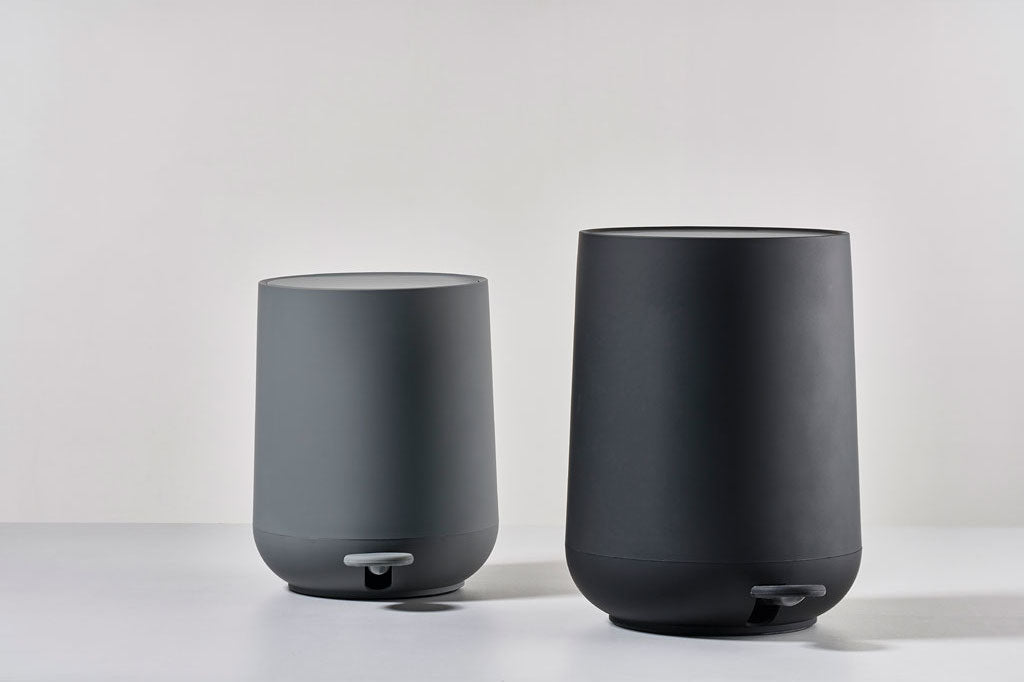 Zone Denmark Nova Pedaleimer black 5L Lifestyle