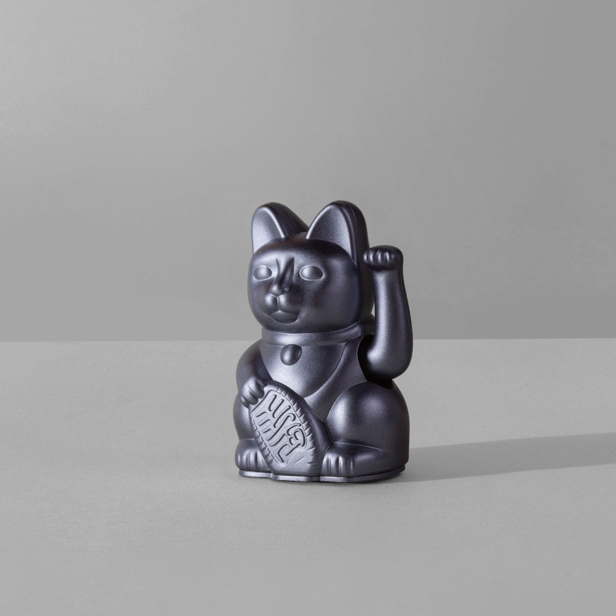 Donkey Products Lucky Cat Mini Winkekatze galaxy 10cm Lifestyle 1