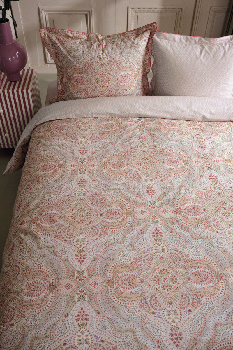 Pip Studio Moon Flower Bettwäsche hellrosa 135x200cm (1 Stück) Lifestyle 2