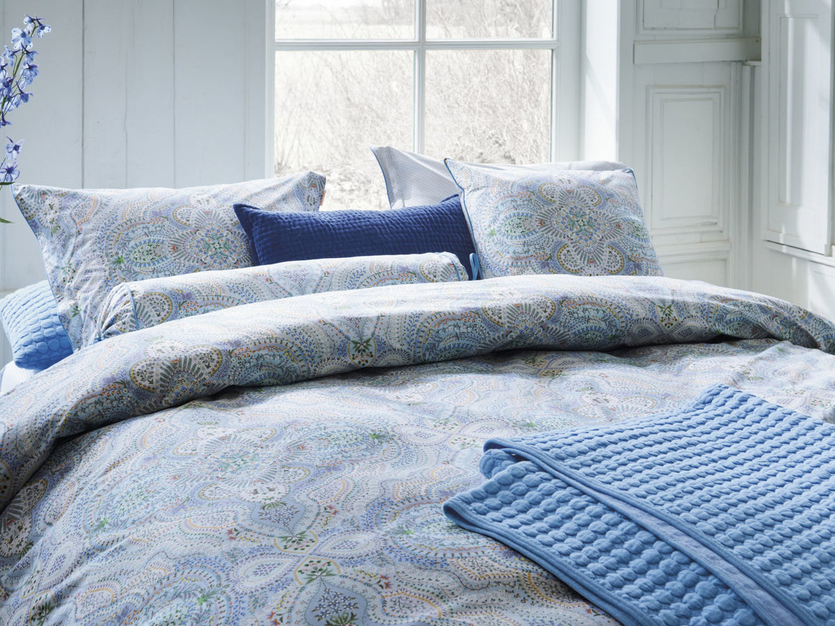 Pip Studio Moon Flower Bettwäsche hellblau 135x200cm (1 Stück) Lifestyle 3