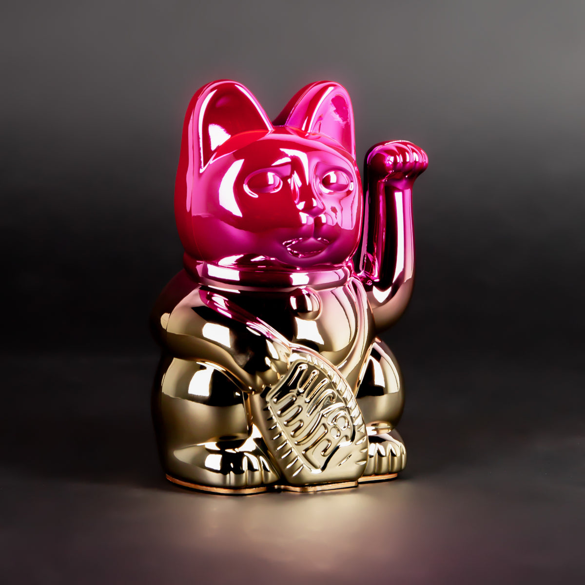 Donkey Products Lucky Cat Player Two Winkekatze shiny pink/yellow 15cm Lifestyle 1