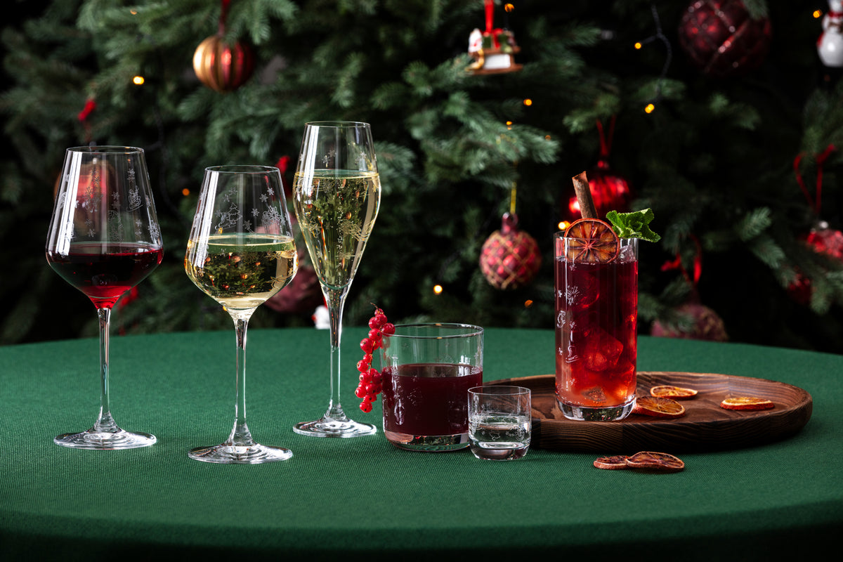Villeroy & Boch Toy's Delight Rotweinkelch Set 2tlg. Lifestyle 2