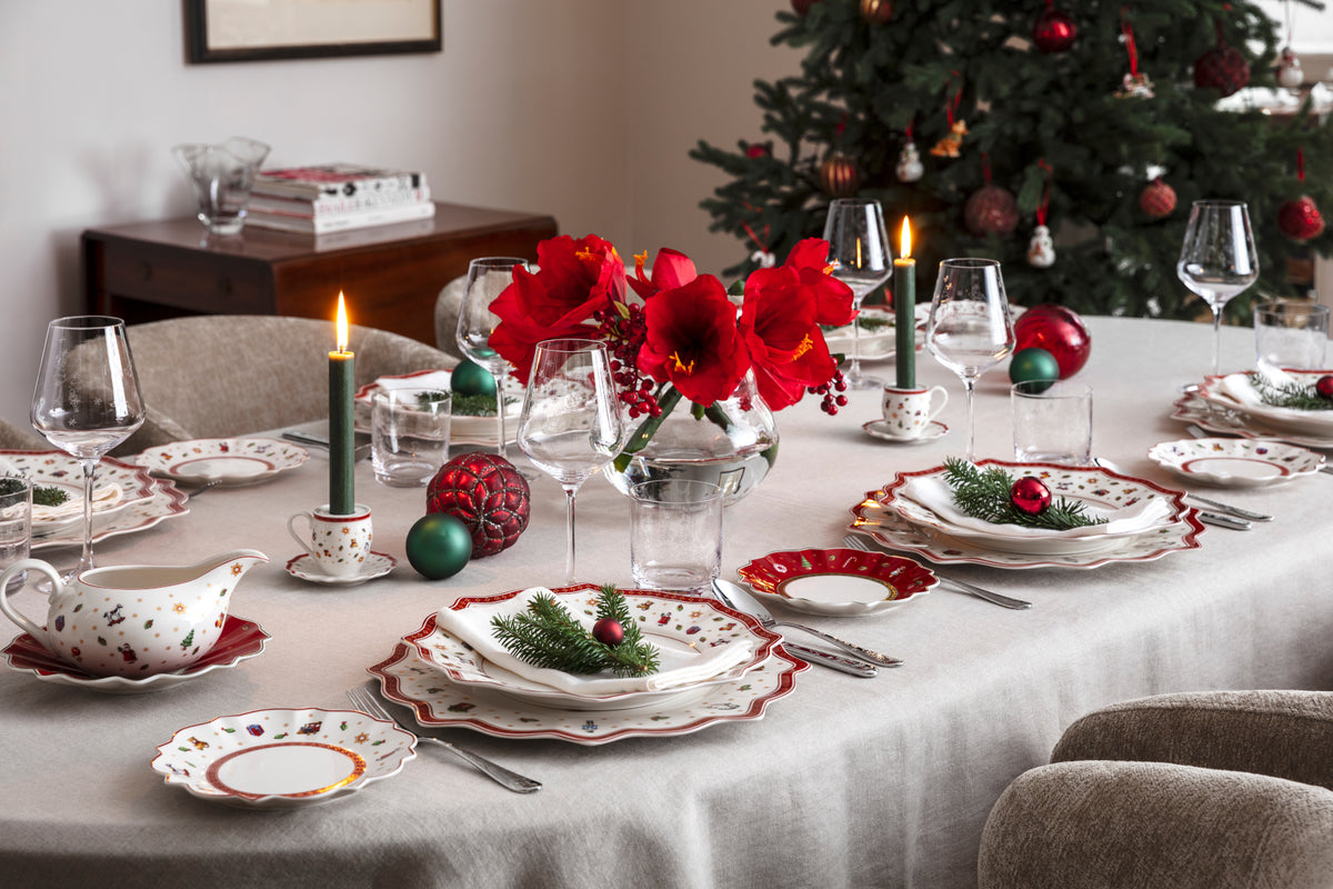 Villeroy & Boch Toy's Delight Rotweinkelch Set 2tlg. Lifestyle 3