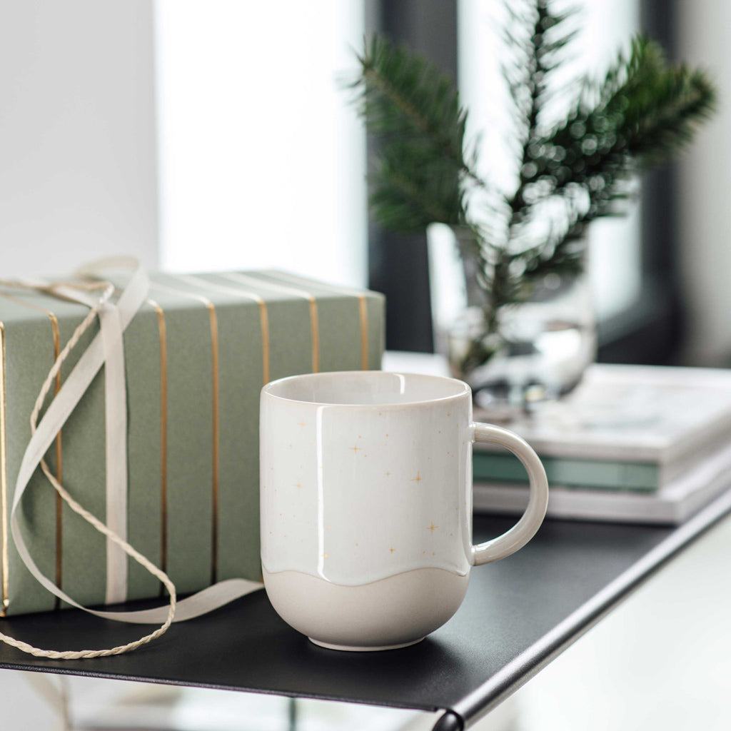 like Villeroy & Boch Winter Glow Becher mit Henkel 0,36l Lifestyle
