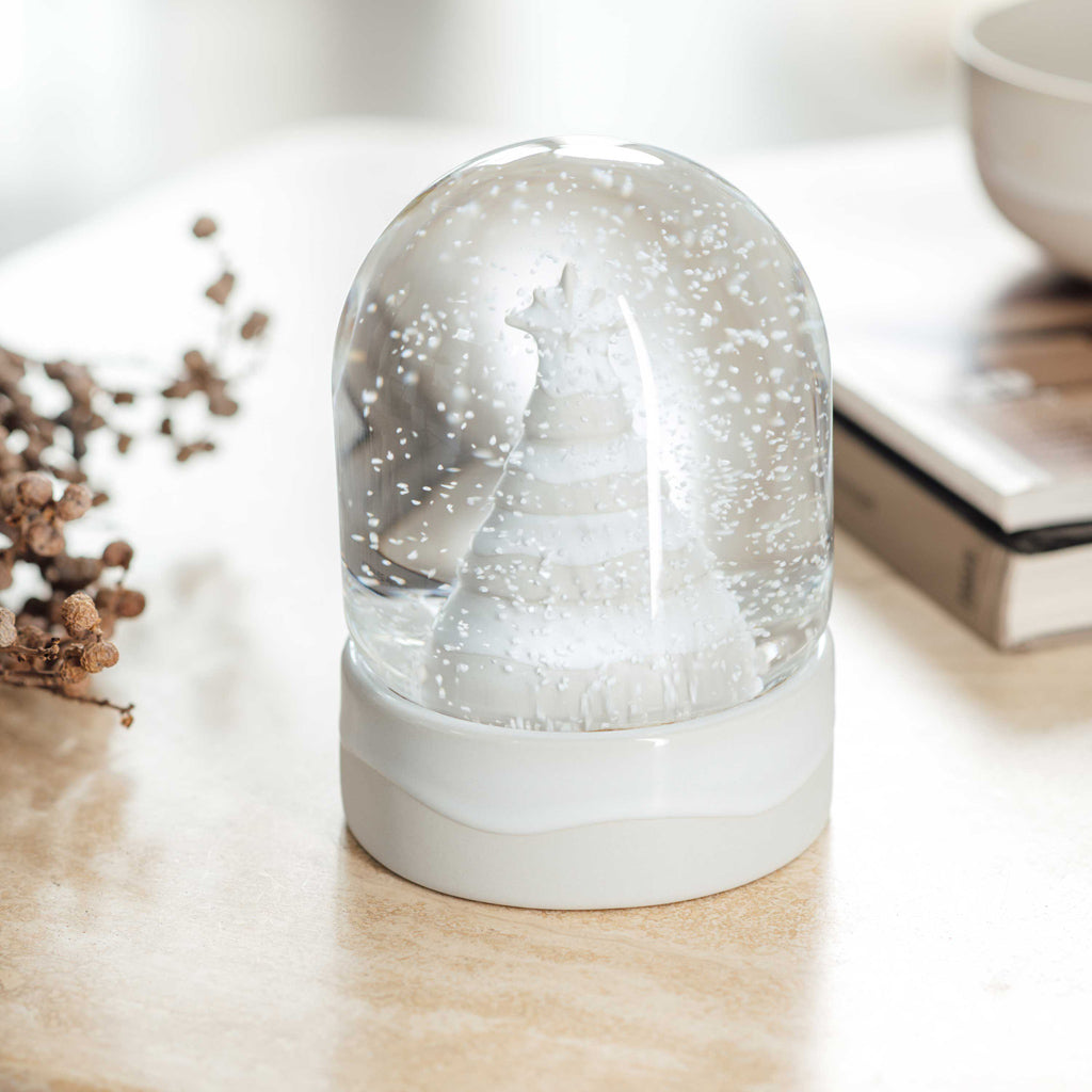 like Villeroy & Boch Winter Glow Schneekugel Lifestyle