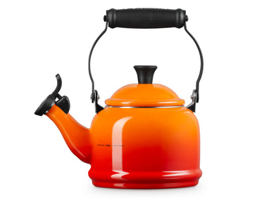 Le Creuset Wasserkessel Demi ofenrot 1,1l Freisteller 2