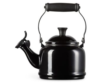 Le Creuset Wasserkessel Demi schwarz glänzend 1,1l Freisteller 1