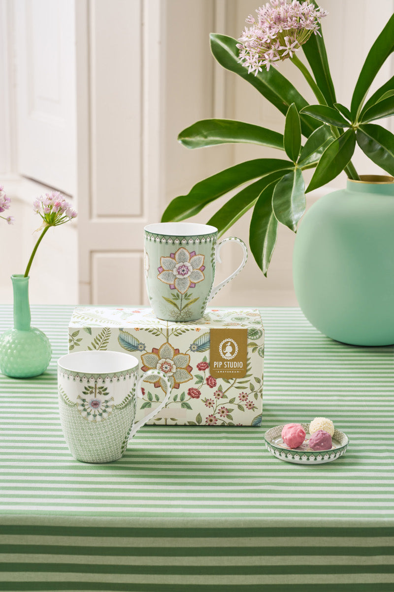 PIP STUDIO Lily&Lotus Light Green Becher 350ml Large Set2 Lifestyle 1