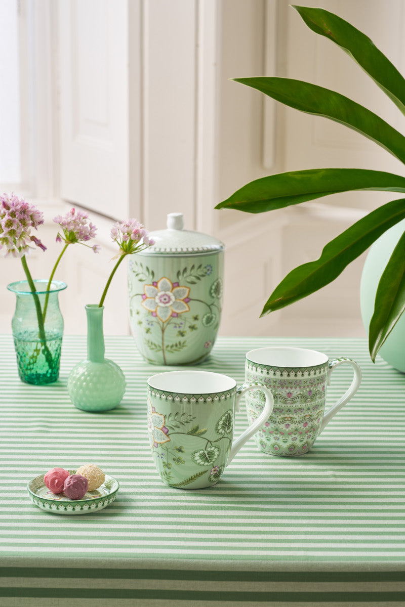 PIP STUDIO Lily&Lotus Light Green Becher 450ml XL Set2 Lifestyle 1