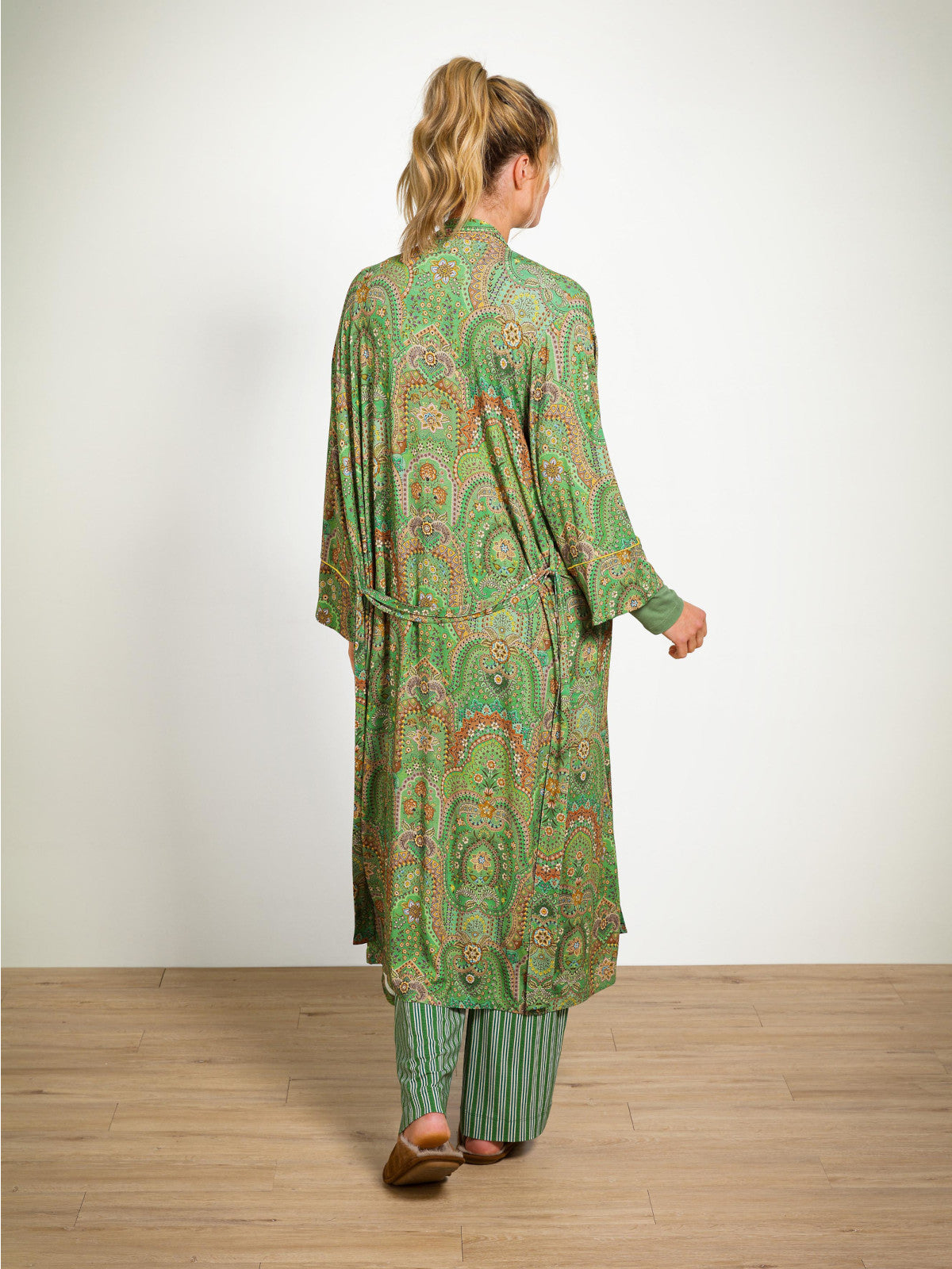 PIP STUDIO Noa Kimono Jabali Green XL Lifestyle 2