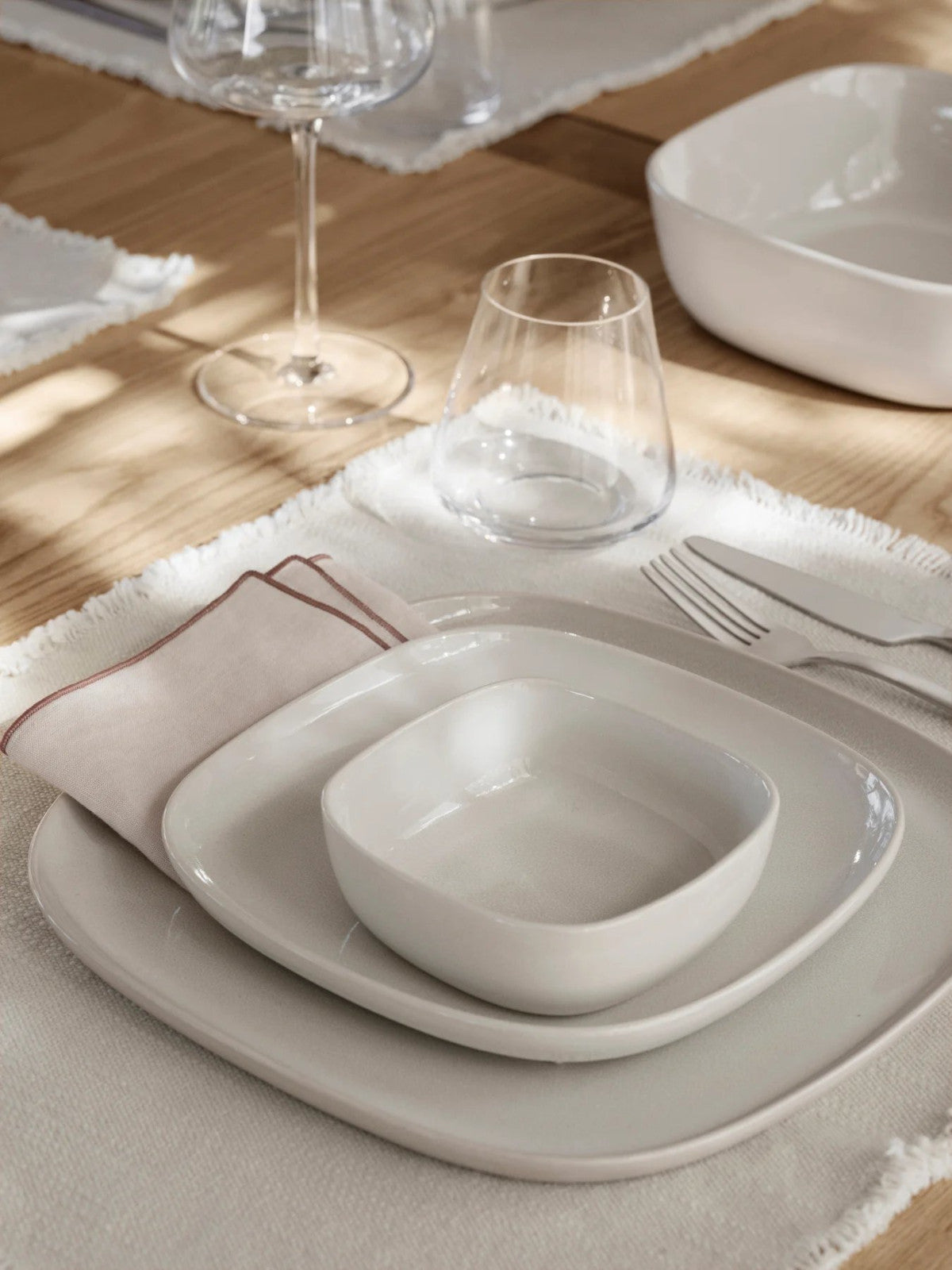 Blomus VAHLO Schale L moonbeam 18cm Lifestyle 3