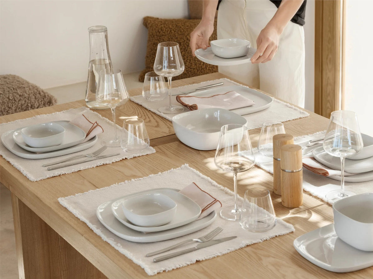 Blomus VAHLO Servierplatte moonbeam 30x20cm Lifestyle 2