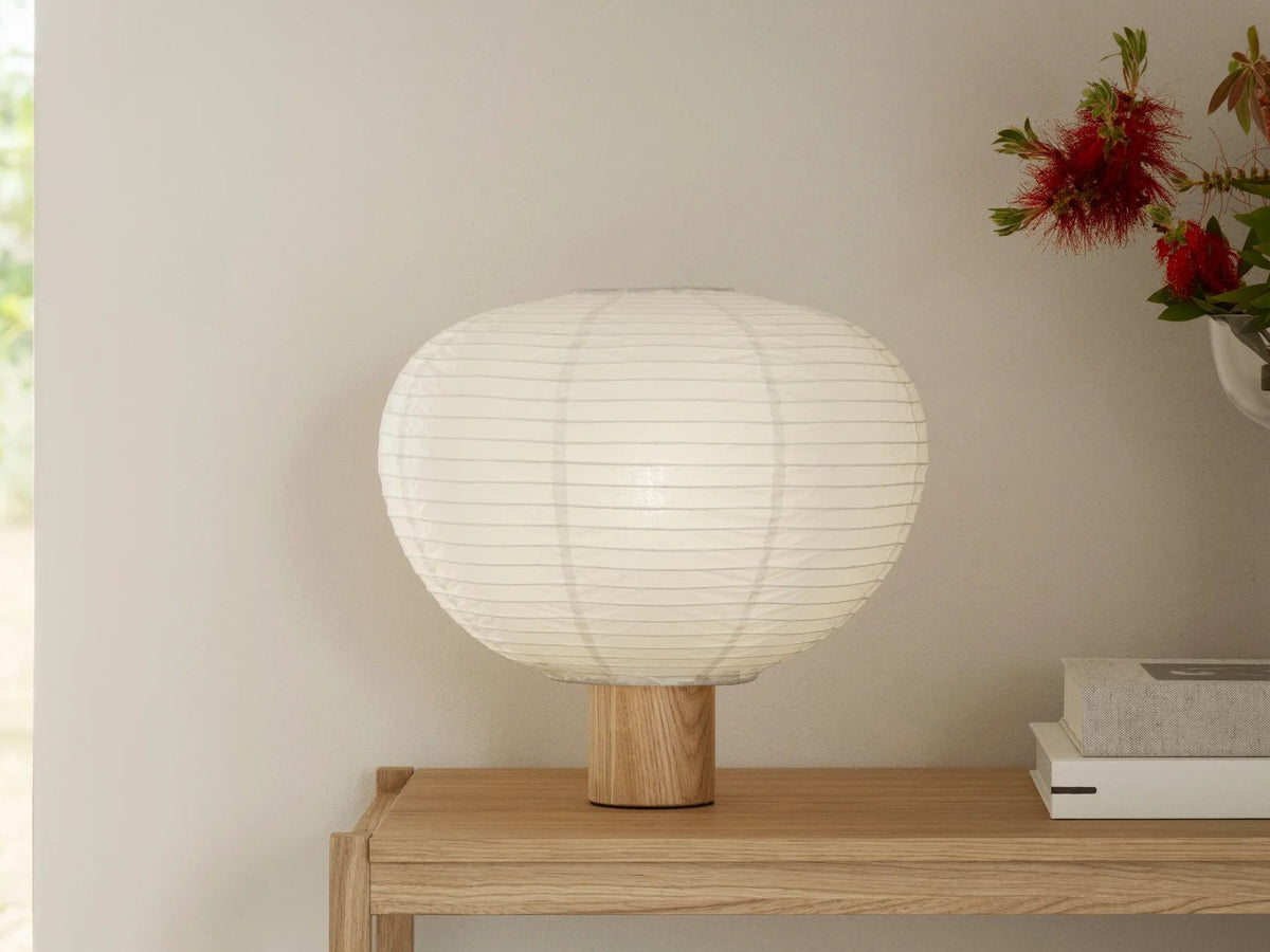 Blomus KAMI Tischlampe S oak 31cm Lifestyle 1