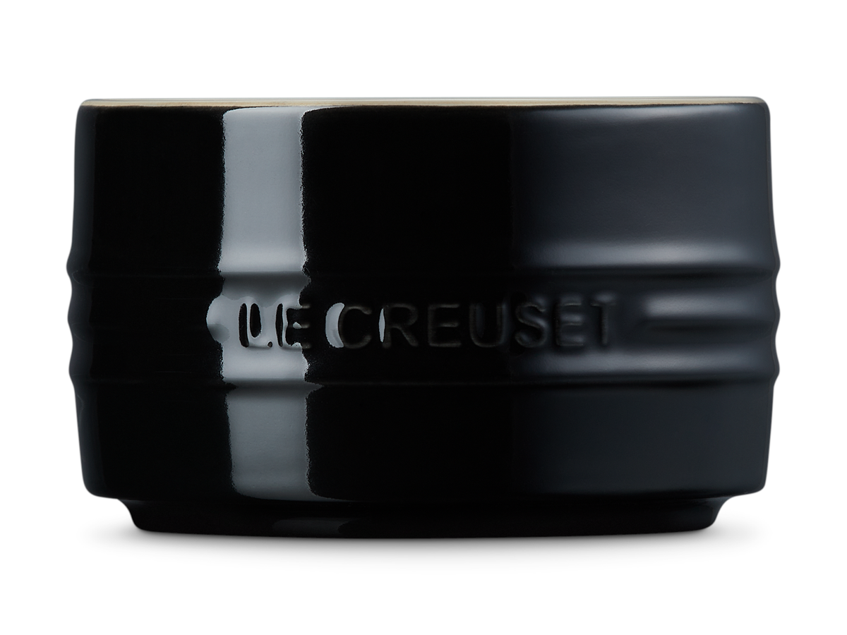 Le Creuset stapelbares Förmchen schwarz glänzend 8cm Freisteller 4