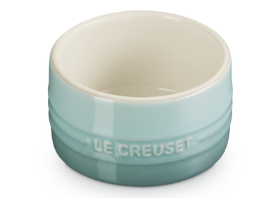 Le Creuset stapelbares Förmchen sea salt 8cm Freisteller 2