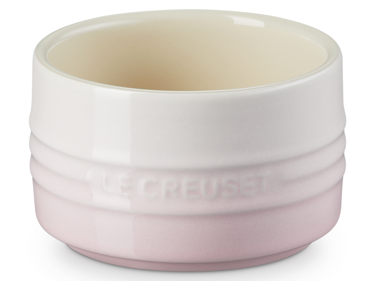 Le Creuset Mini-Cocotte shell pink 8cm Freisteller 1