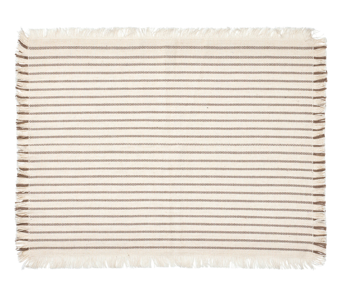 Broste Copenhagen Elouise Tischset off white/fungi grey 41,5x32cm Set2 Freisteller