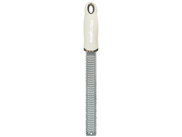 Microplane Premium Zester Reibe kaschmir beige Freisteller 1