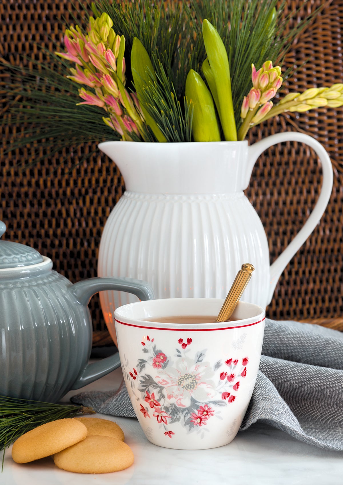Greengate Alice Becher mit Henkel white 0,3l Set6 Lifestyle