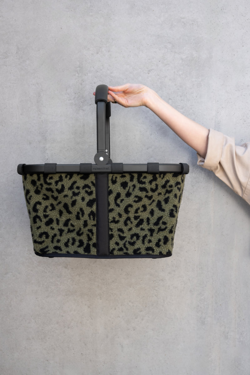 reisenthel carrybag teddy leo olive Lifestyle 3
