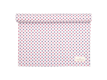 Greengate Novella Tischläufer white 140x45cm Freisteller 1
