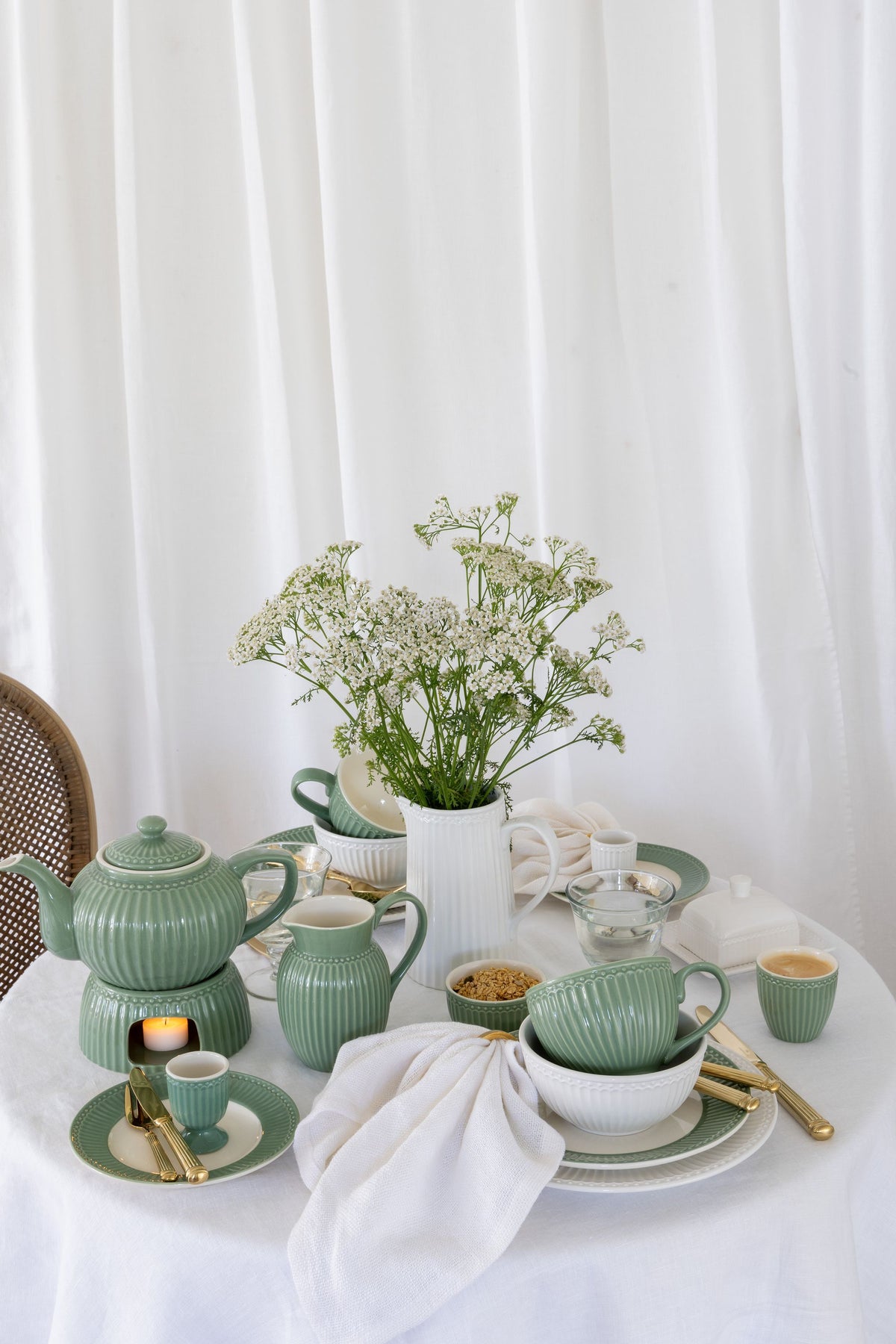Greengate Alice Teetasse dusty green 0,4l