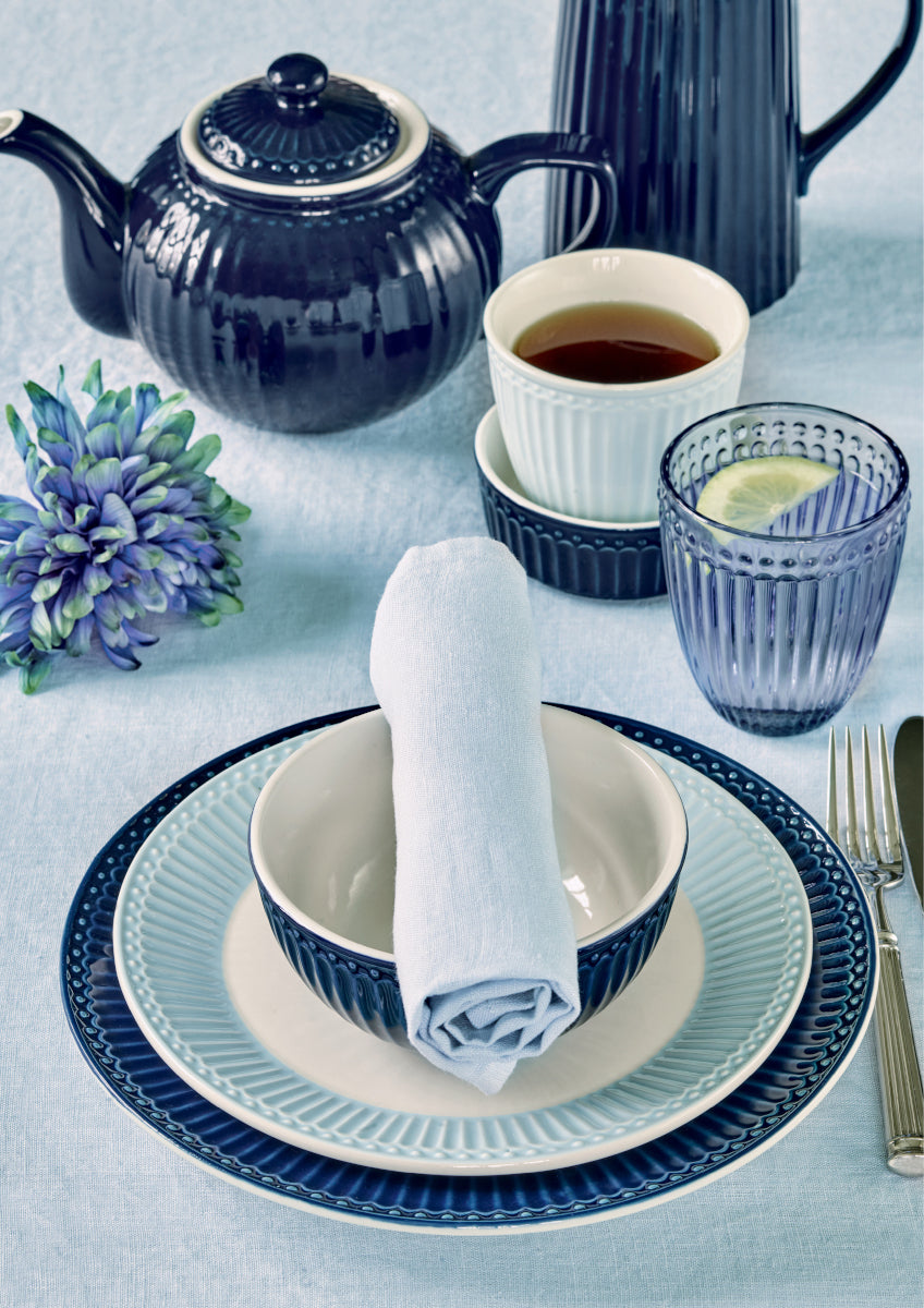Greengate Alice Frühstücksteller klein dark blue 17,5cm Set6 Lifestyle