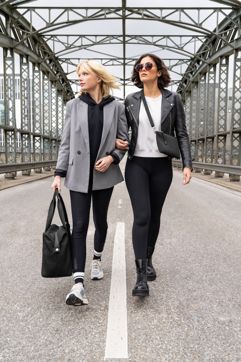 reisenthel extralite weekender M mesh black Lifestyle 8