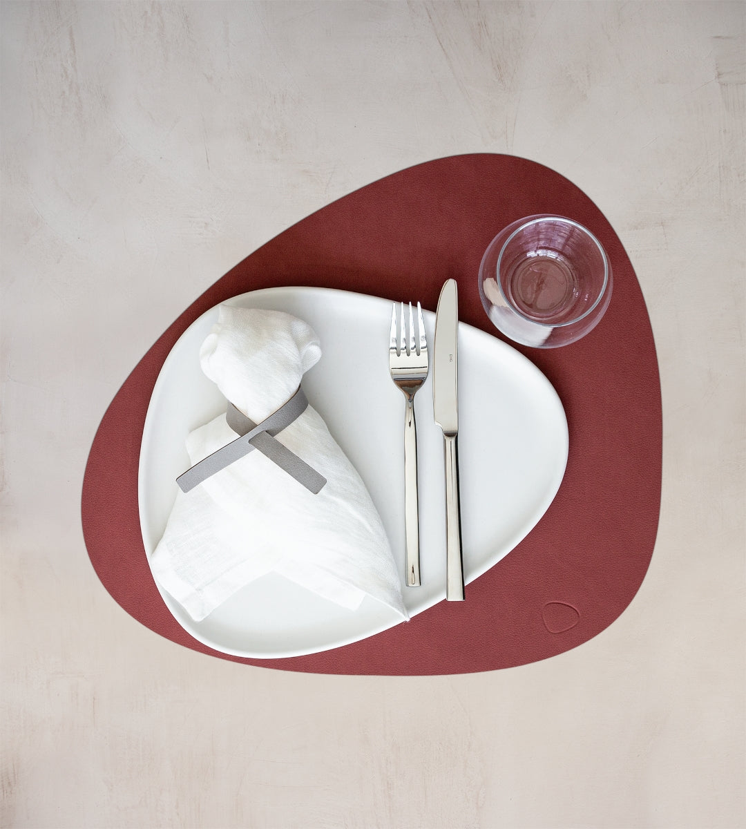 LIND DNA NUPO Tischset Curve L red 37 x 44 cm