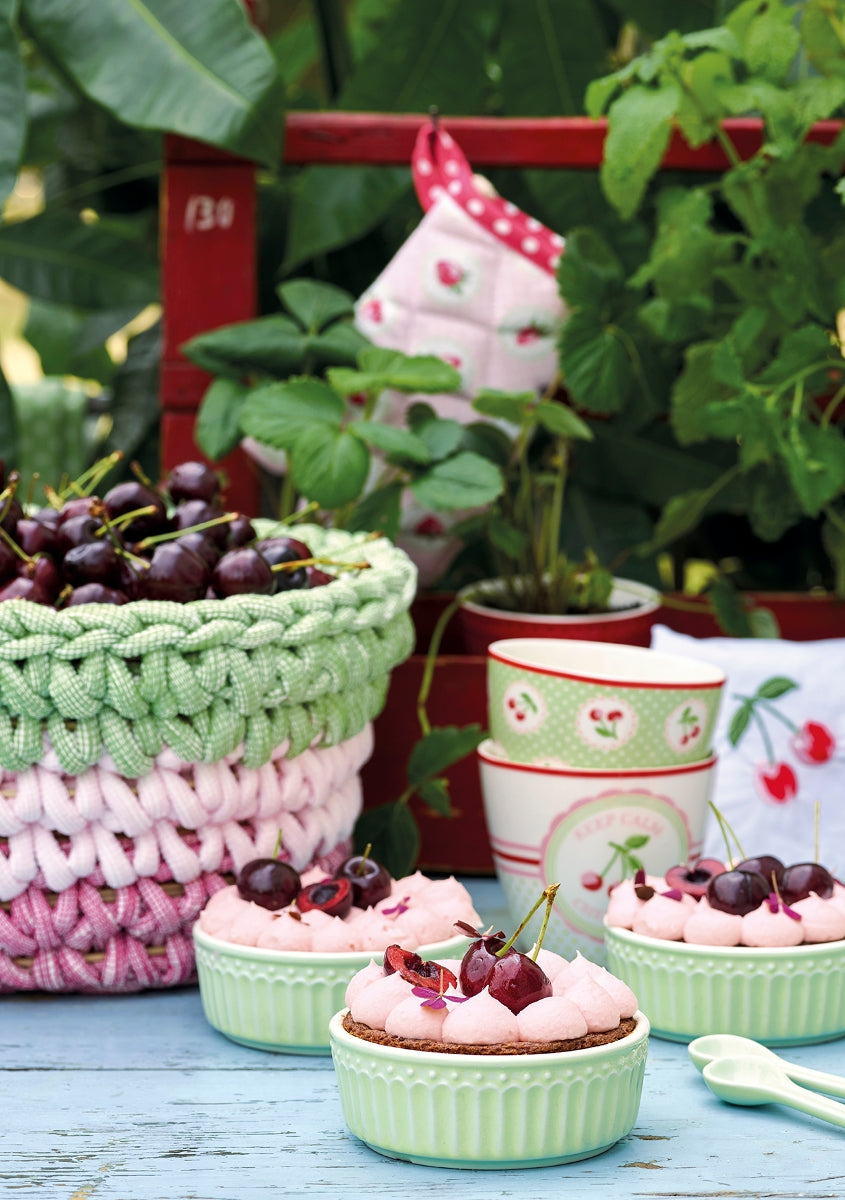 Greengate Alice Speiseteller dusty green 26,5 cm Set6 Lifestyle